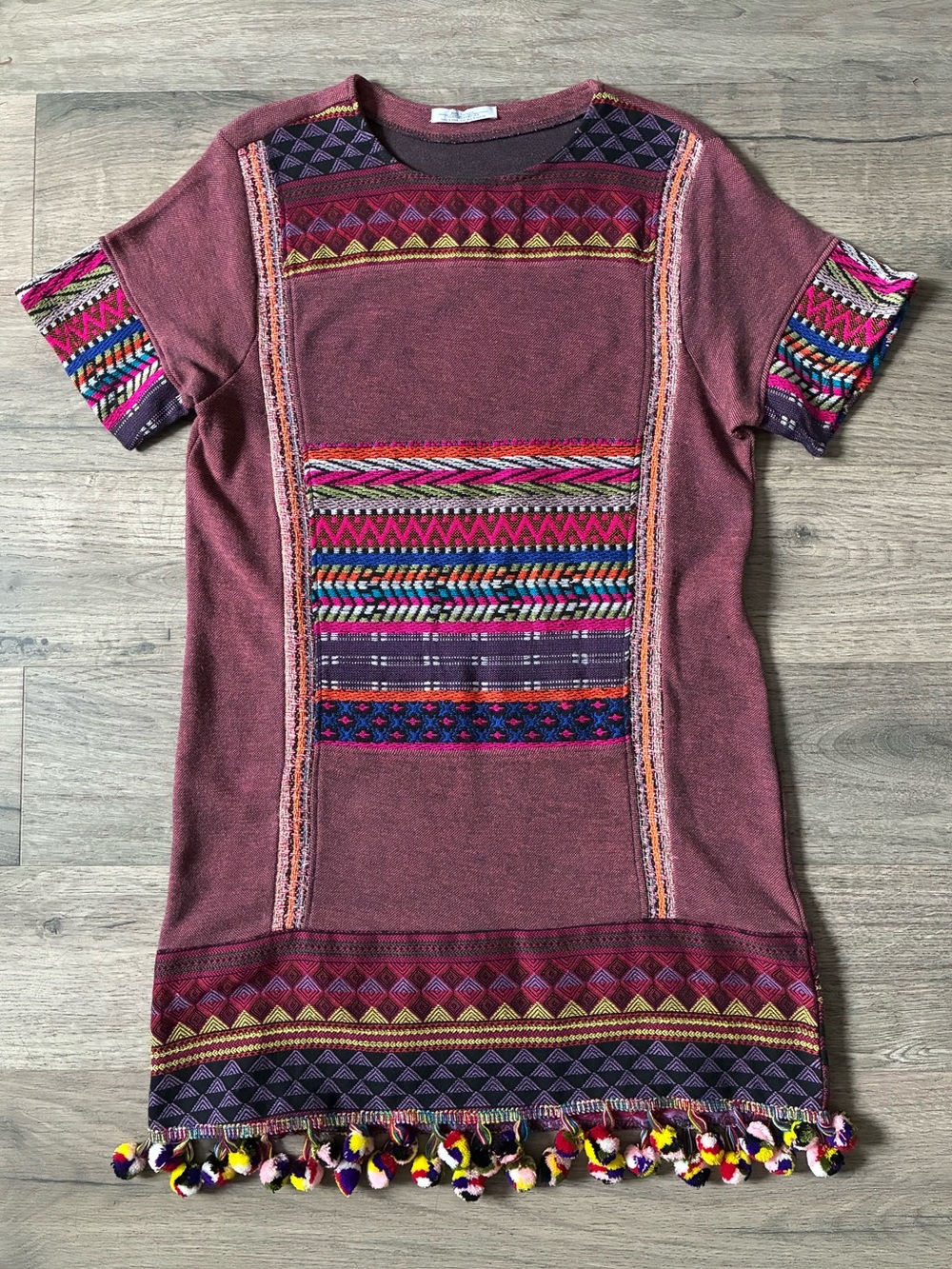 Zara Boho Wool blend Mauve Embroidered Short-Sleeve Dress with Ethnic Treaming
